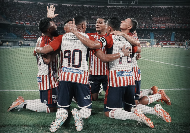 Junior le quitó el invicto a Fortaleza y se metió a los ocho